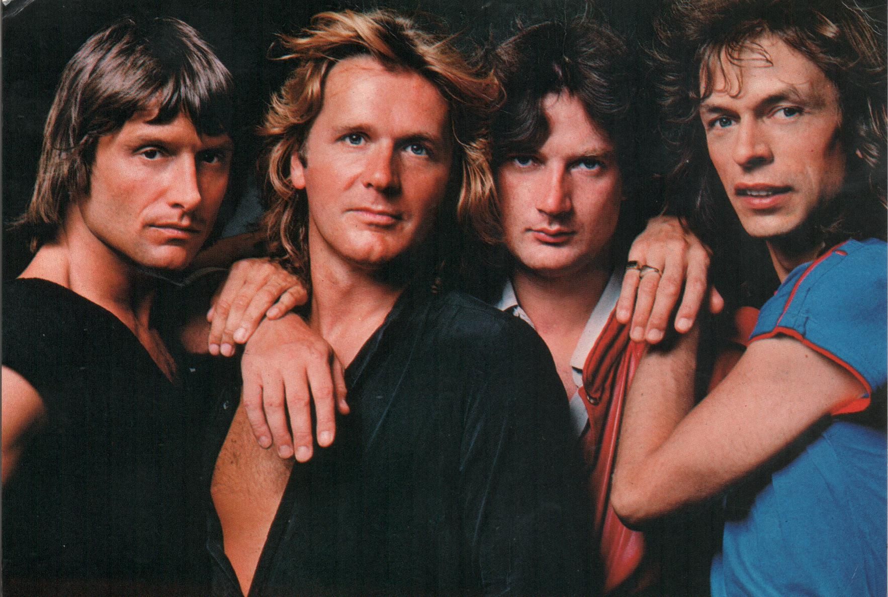 В 1981 году из бывших участников Yes, King Crimson, Emerson, Lake and Palme...